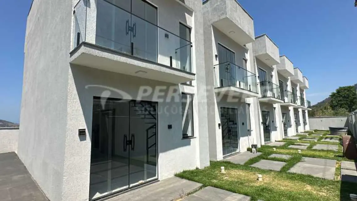 Foto 3 de Casa com 2 quartos à venda, 80m2 em Marica - RJ