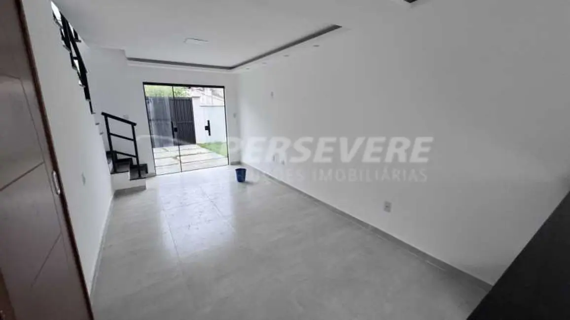 Foto 8 de Casa com 2 quartos à venda, 80m2 em Marica - RJ