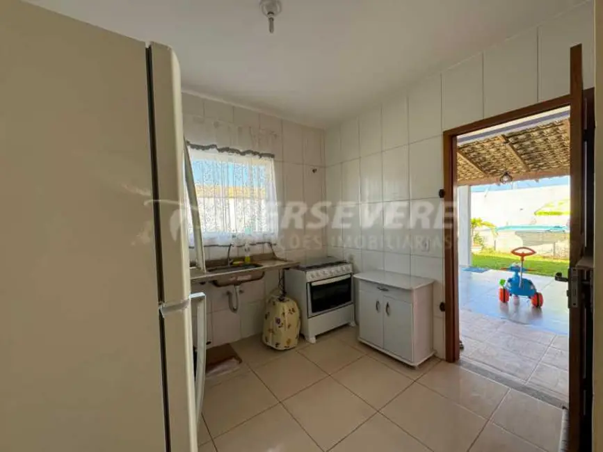 Foto 6 de Casa com 2 quartos à venda, 157m2 em Marica - RJ