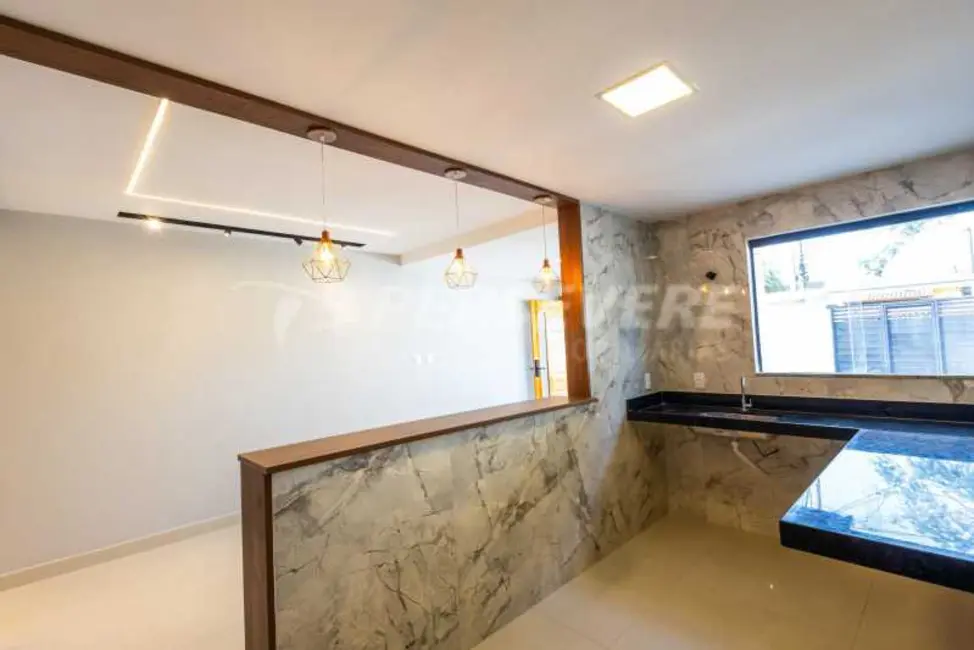 Foto 7 de Casa com 2 quartos à venda, 80m2 em Marica - RJ