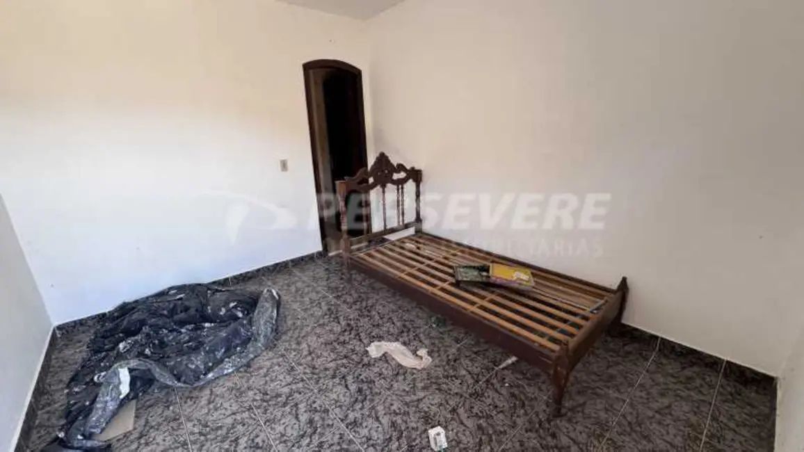 Foto 6 de Casa com 4 quartos à venda, 240m2 em Marica - RJ