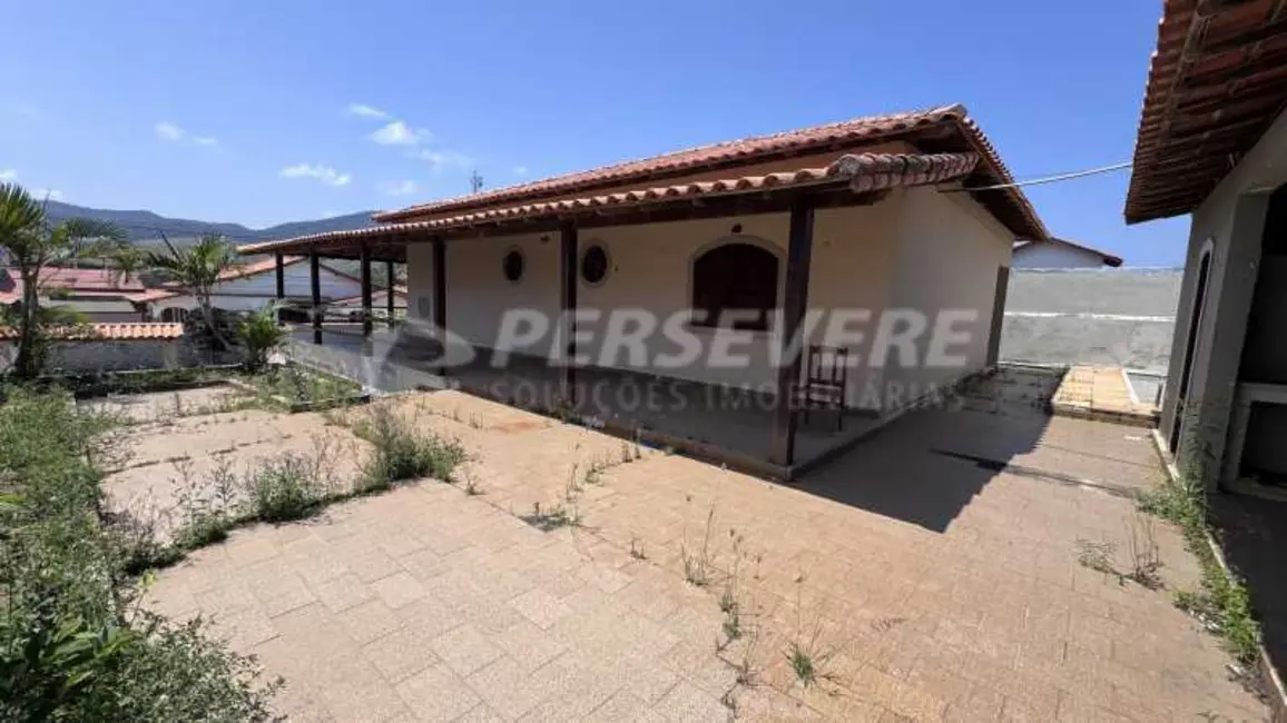 Foto 5 de Casa com 4 quartos à venda, 240m2 em Marica - RJ