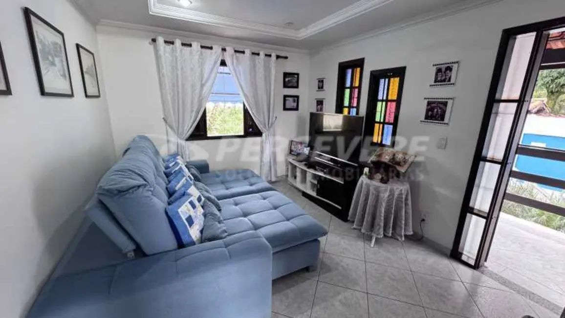 Foto 8 de Casa com 4 quartos à venda, 270m2 em Marica - RJ