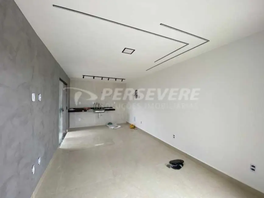 Foto 4 de Casa com 2 quartos à venda, 56m2 em Marica - RJ