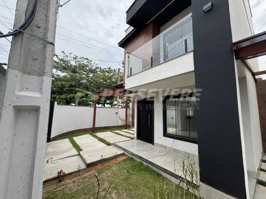 Foto 2 de Casa com 2 quartos à venda, 100m2 em Marica - RJ