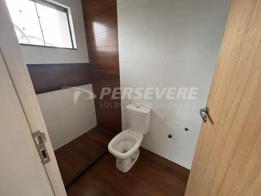 Foto 6 de Casa com 2 quartos à venda, 100m2 em Marica - RJ