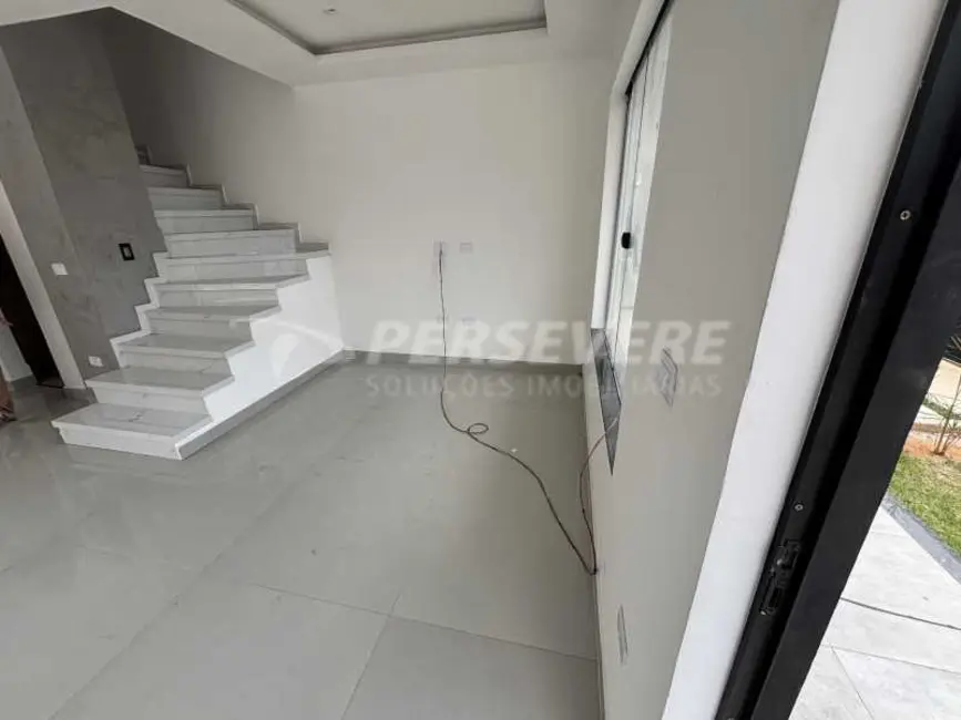 Foto 5 de Casa com 2 quartos à venda, 100m2 em Marica - RJ