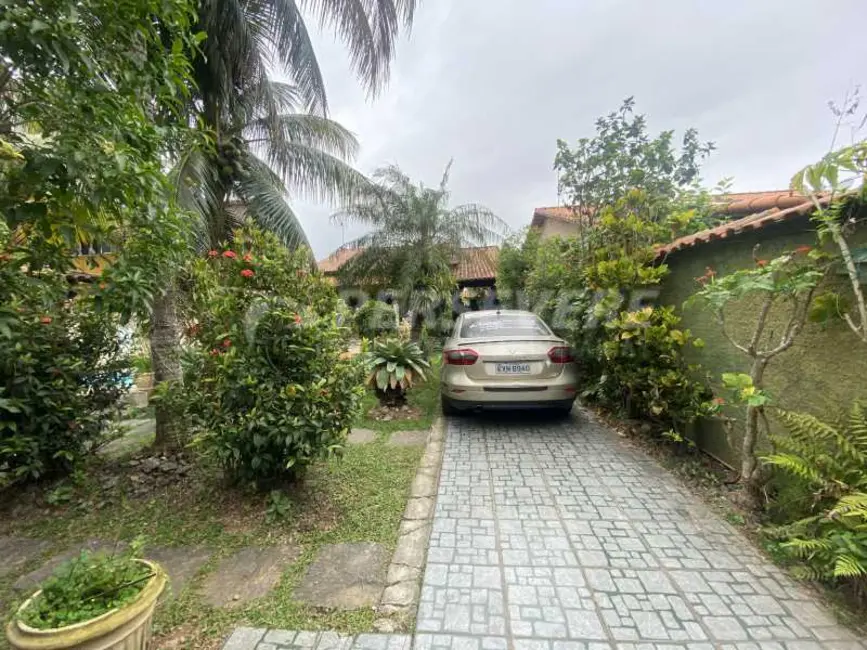 Foto 2 de Casa com 3 quartos à venda, 110m2 em Marica - RJ