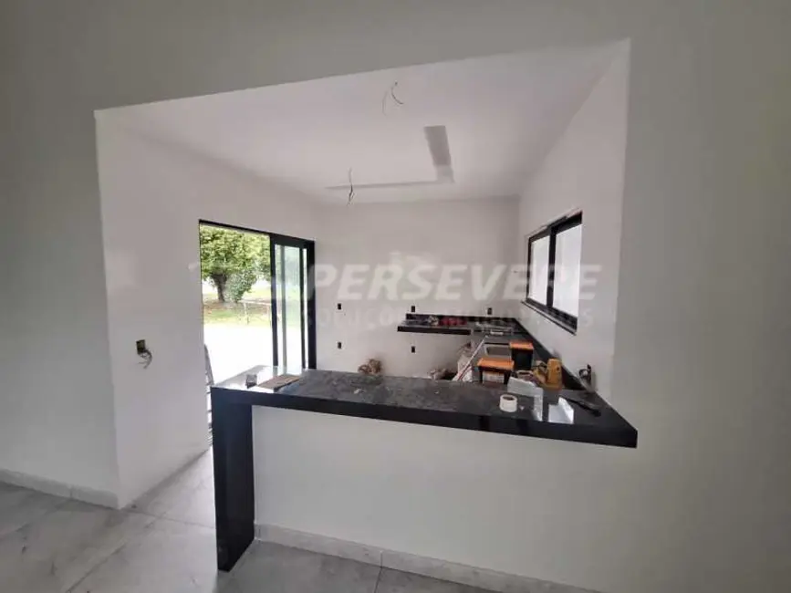 Foto 8 de Casa de Condomínio com 3 quartos à venda, 125m2 em Marica - RJ