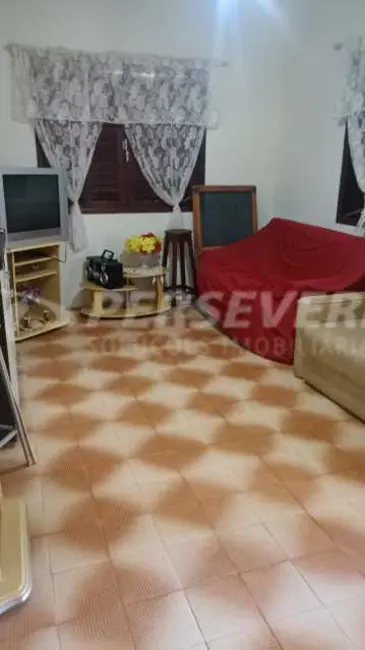 Casa com 3 quartos à venda em Saquarema - RJ - imagem 4 Foto 4 de Casa com 3 quartos à venda em Saquarema - RJ