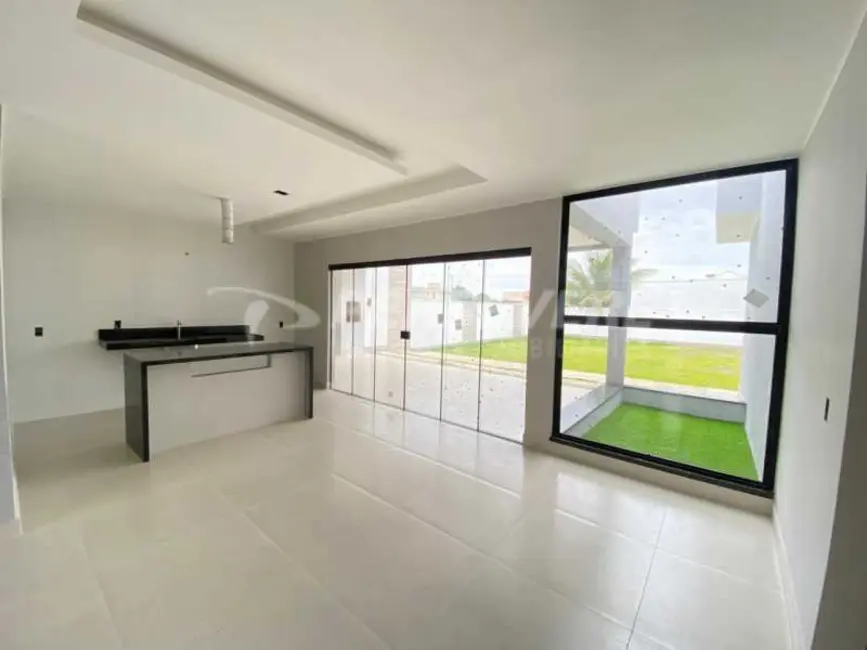 Foto 8 de Casa com 3 quartos à venda, 130m2 em Marica - RJ