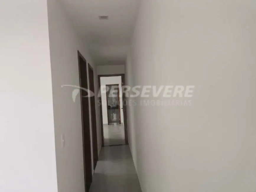 Foto 7 de Casa com 2 quartos à venda, 68m2 em Marica - RJ