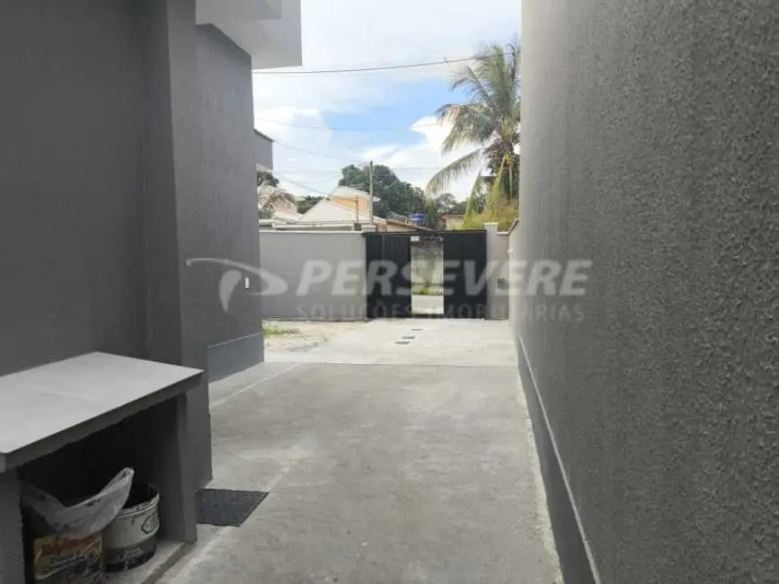 Foto 3 de Casa com 2 quartos à venda, 68m2 em Marica - RJ