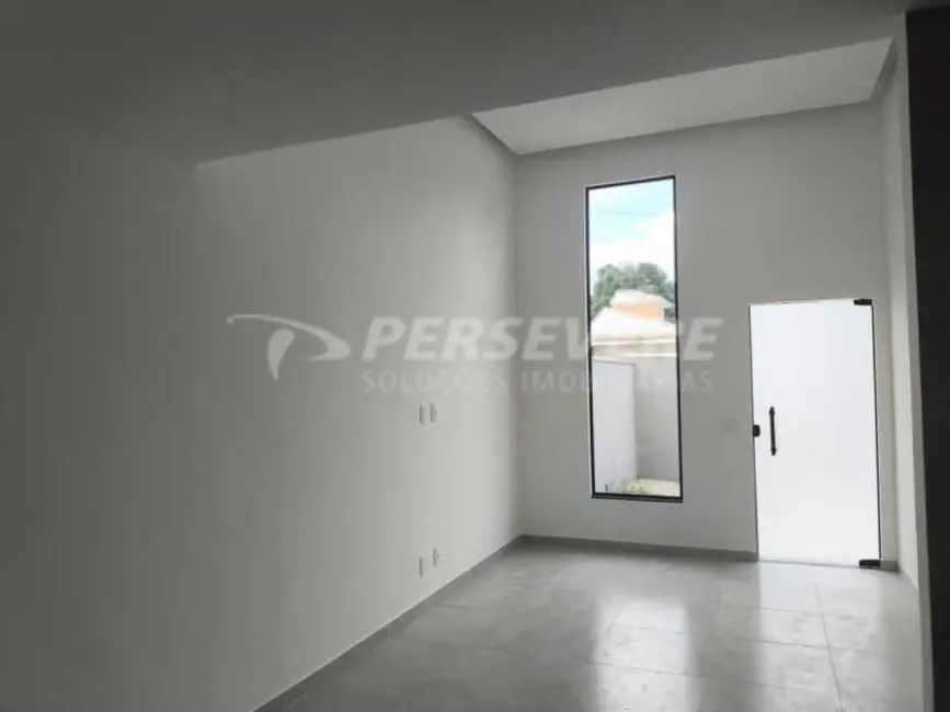 Foto 4 de Casa com 2 quartos à venda, 68m2 em Marica - RJ
