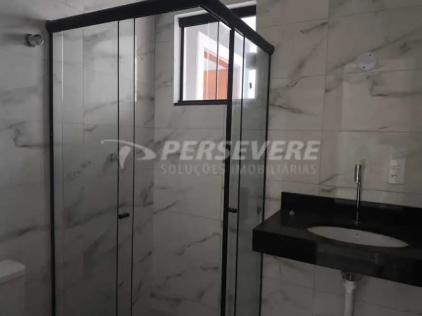 Foto 9 de Casa com 2 quartos à venda, 68m2 em Marica - RJ