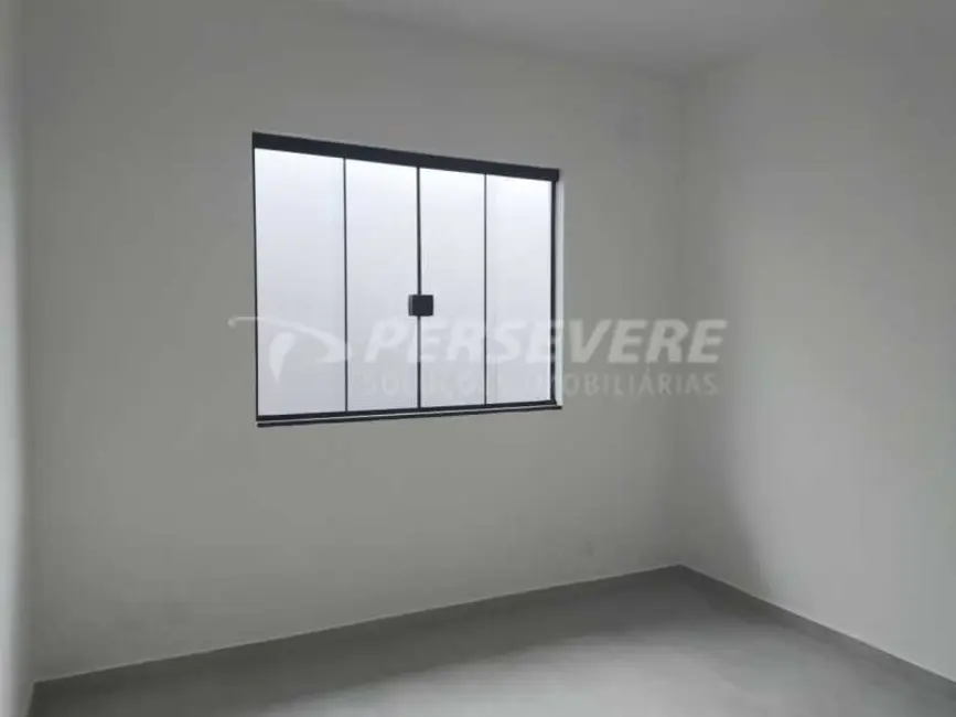 Foto 8 de Casa com 2 quartos à venda, 68m2 em Marica - RJ