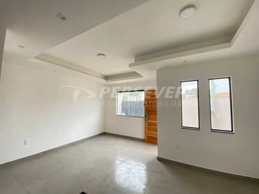 Foto 5 de Casa com 2 quartos à venda, 70m2 em Marica - RJ
