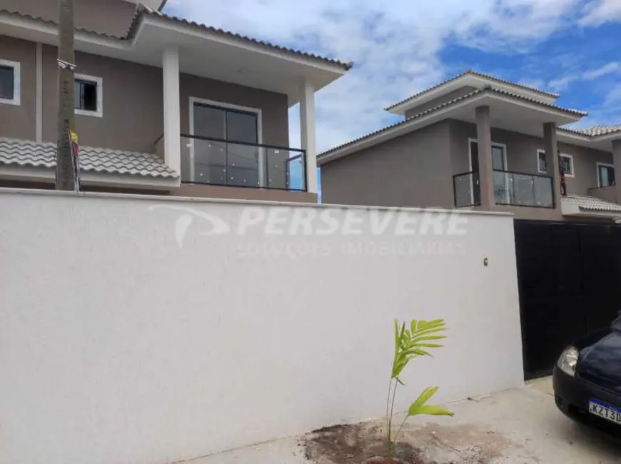 Foto 2 de Casa com 2 quartos à venda, 85m2 em Marica - RJ