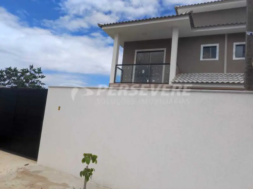 Foto 1 de Casa com 2 quartos à venda, 85m2 em Marica - RJ