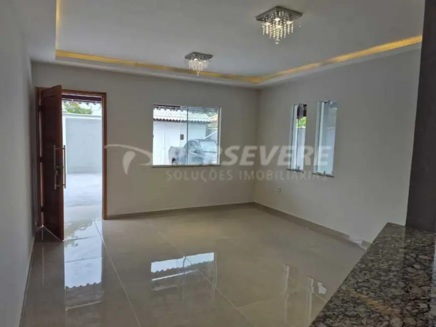Foto 5 de Casa com 3 quartos à venda, 98m2 em Marica - RJ