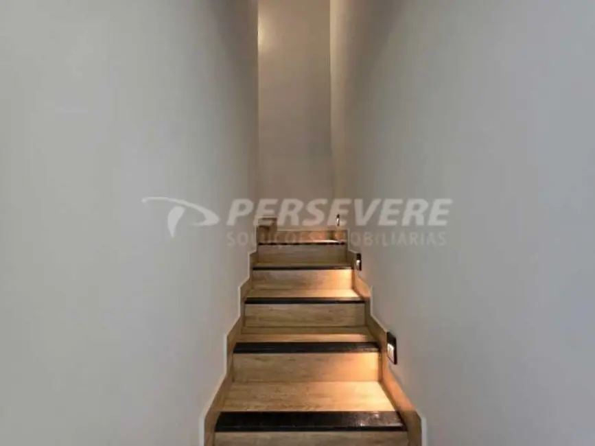 Foto 8 de Casa com 2 quartos à venda, 85m2 em Marica - RJ