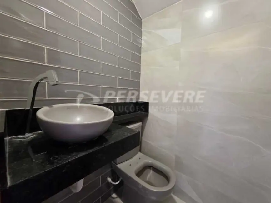 Foto 7 de Casa com 2 quartos à venda, 85m2 em Marica - RJ