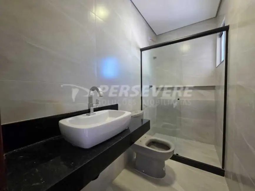 Foto 9 de Casa com 2 quartos à venda, 85m2 em Marica - RJ