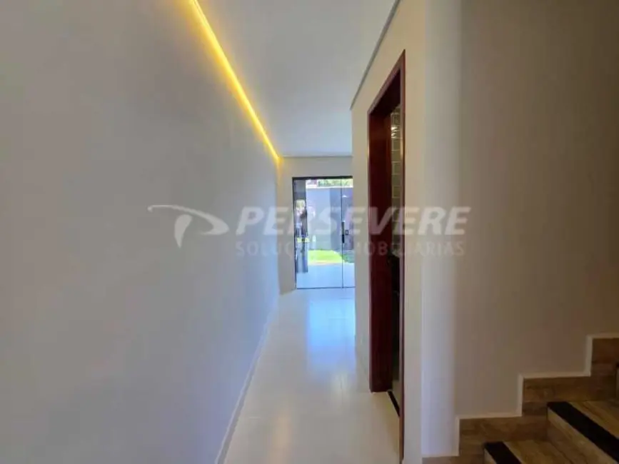 Foto 6 de Casa com 2 quartos à venda, 85m2 em Marica - RJ