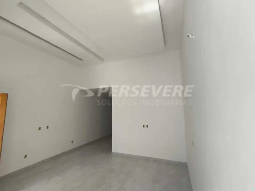 Foto 6 de Casa com 2 quartos à venda, 77m2 em Marica - RJ