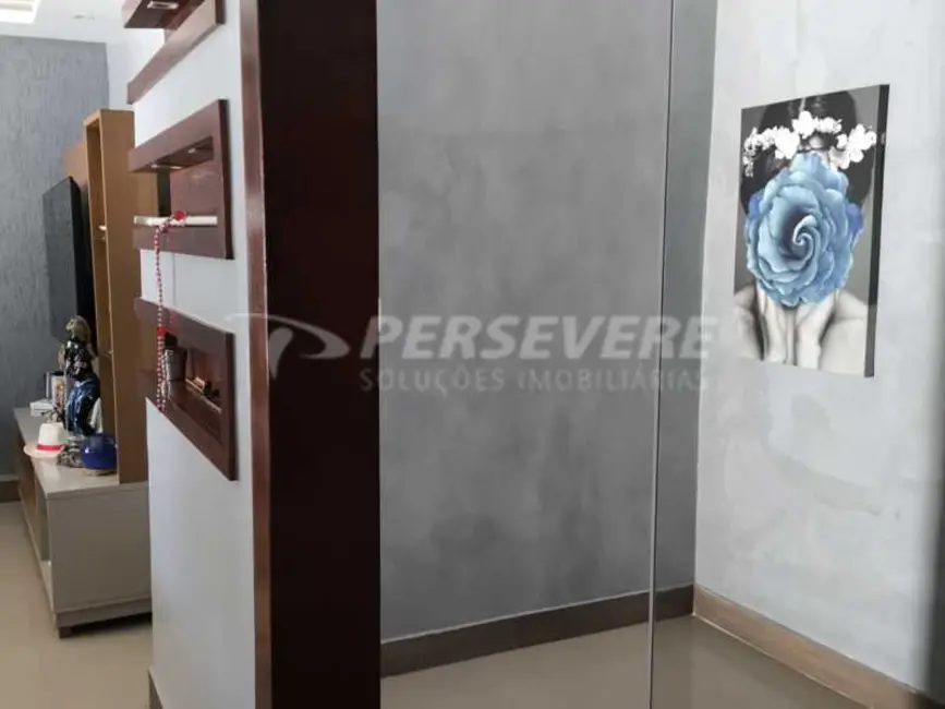 Foto 8 de Casa com 3 quartos à venda, 165m2 em Marica - RJ