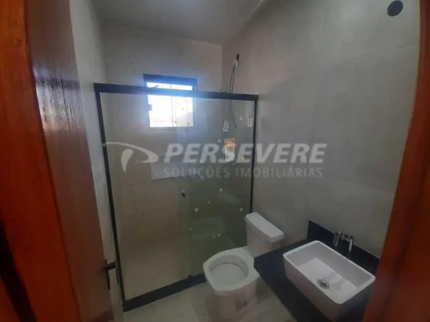 Foto 3 de Casa com 2 quartos à venda, 290m2 em Marica - RJ