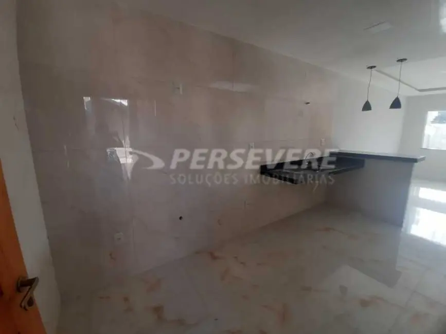 Foto 6 de Casa com 2 quartos à venda, 86m2 em Marica - RJ