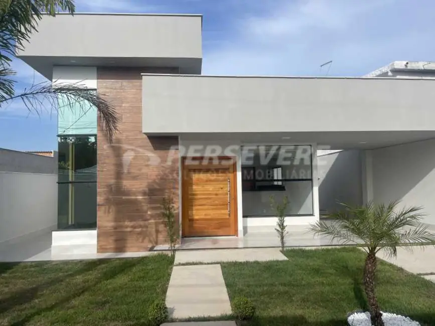 Foto 2 de Casa com 3 quartos à venda, 174m2 em Marica - RJ