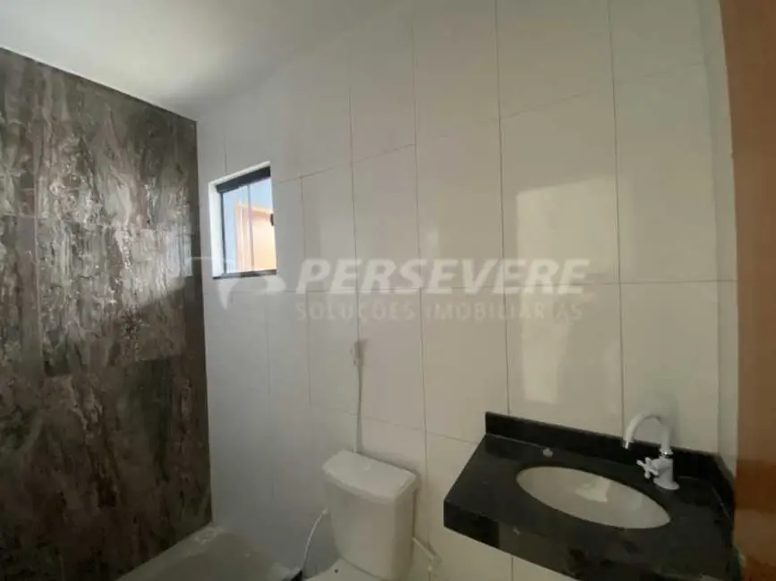 Foto 4 de Casa com 2 quartos à venda, 150m2 em Marica - RJ