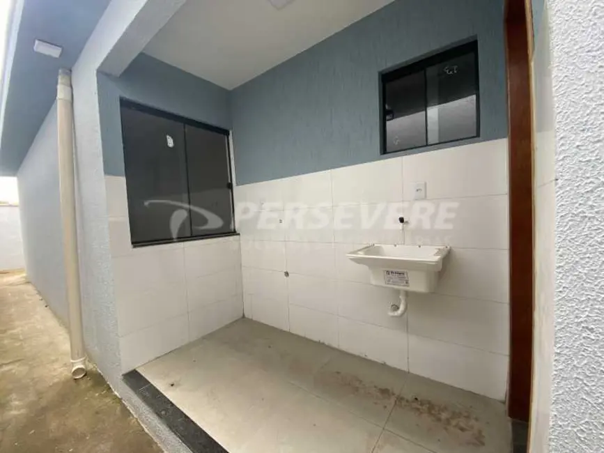 Foto 8 de Casa com 2 quartos à venda, 150m2 em Marica - RJ