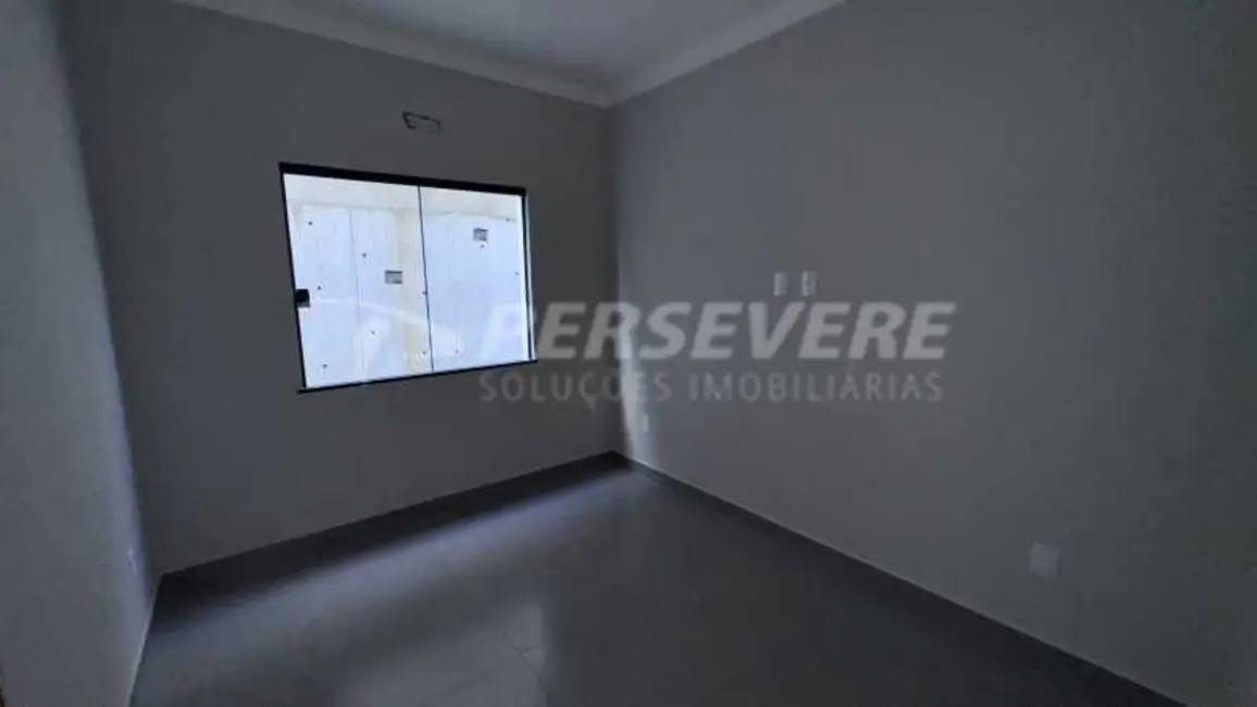 Foto 6 de Casa com 2 quartos à venda, 90m2 em Marica - RJ