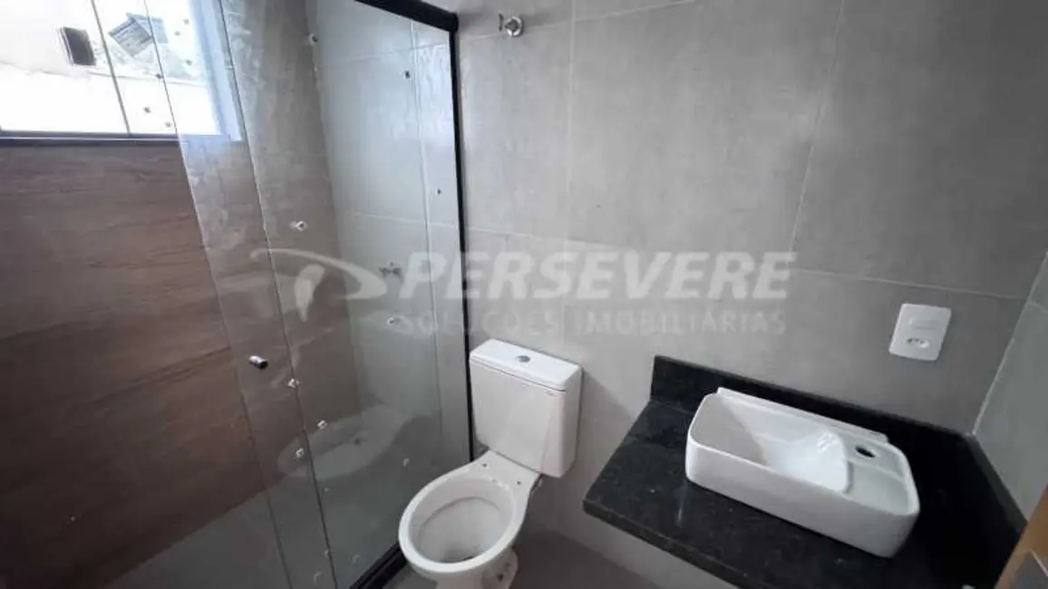 Foto 8 de Casa com 2 quartos à venda, 90m2 em Marica - RJ