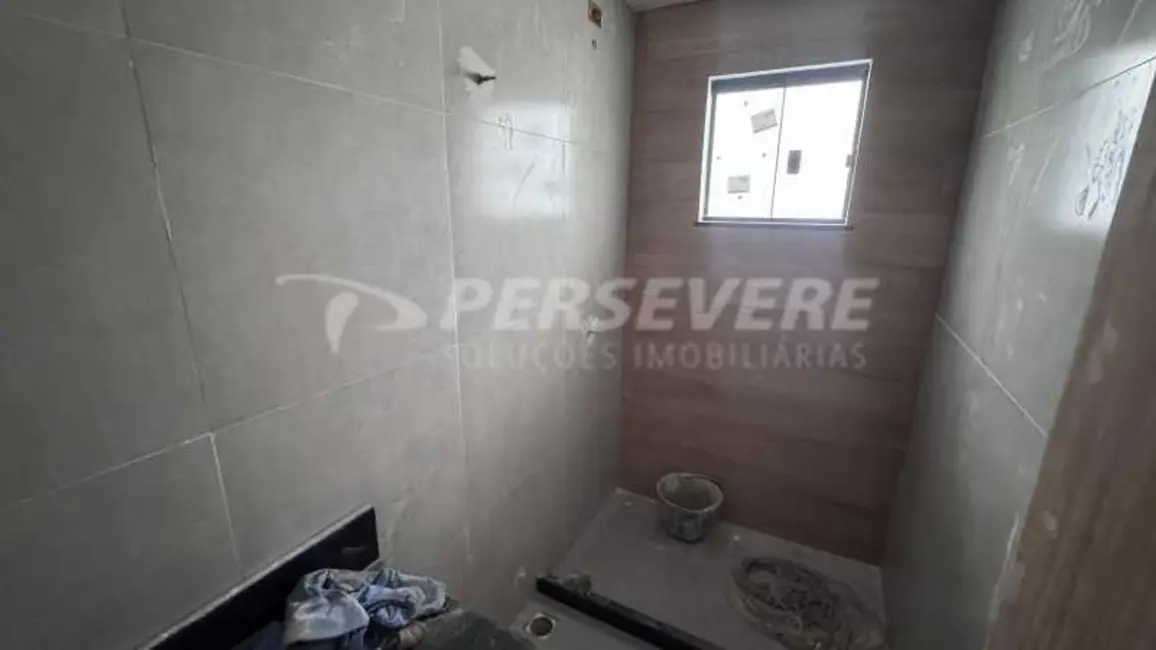Foto 6 de Casa com 2 quartos à venda, 90m2 em Marica - RJ