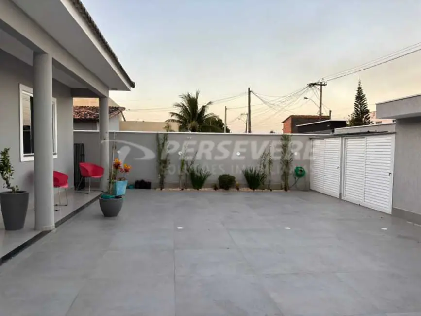 Foto 1 de Casa com 4 quartos à venda, 22558m2 em Marica - RJ