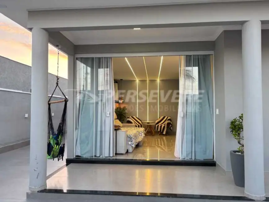 Foto 4 de Casa com 4 quartos à venda, 22558m2 em Marica - RJ