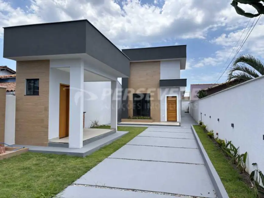Foto 1 de Casa com 3 quartos à venda, 110m2 em Marica - RJ