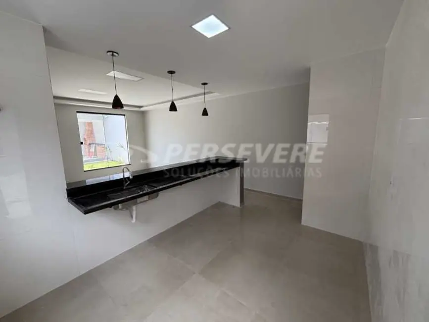 Foto 6 de Casa com 3 quartos à venda, 110m2 em Marica - RJ