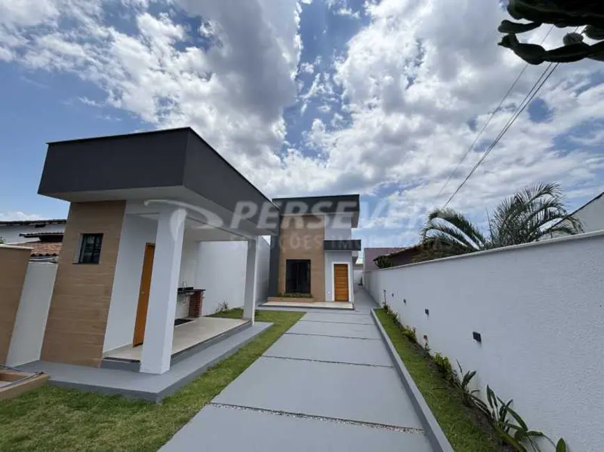 Foto 2 de Casa com 3 quartos à venda, 110m2 em Marica - RJ
