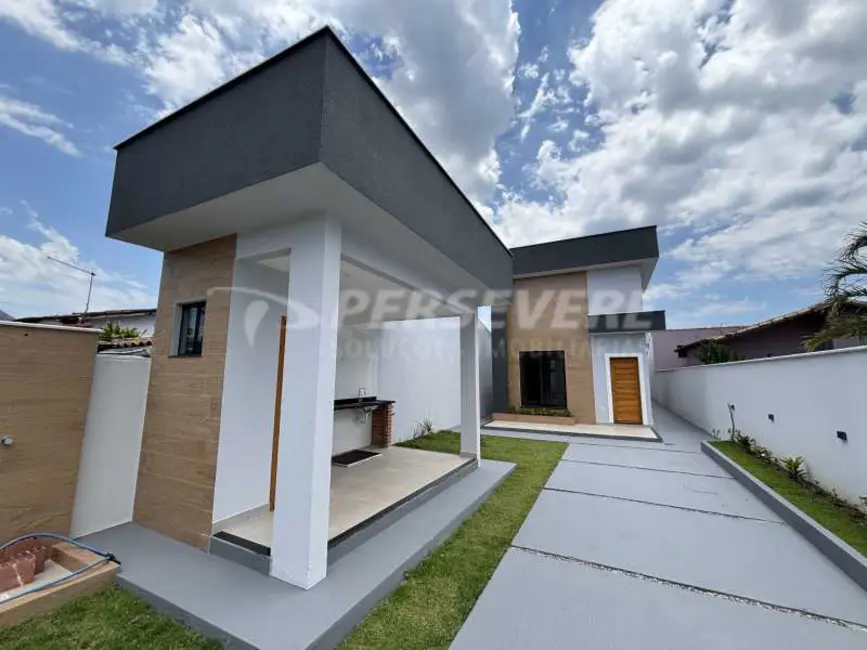 Foto 3 de Casa com 3 quartos à venda, 110m2 em Marica - RJ