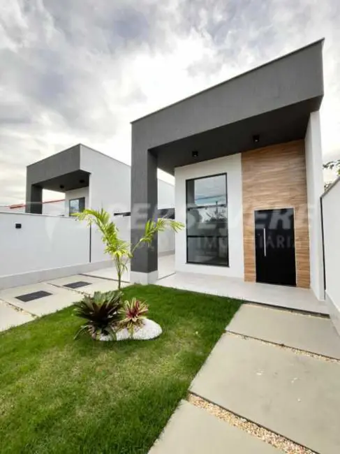 Foto 1 de Casa com 3 quartos à venda, 127m2 em Marica - RJ