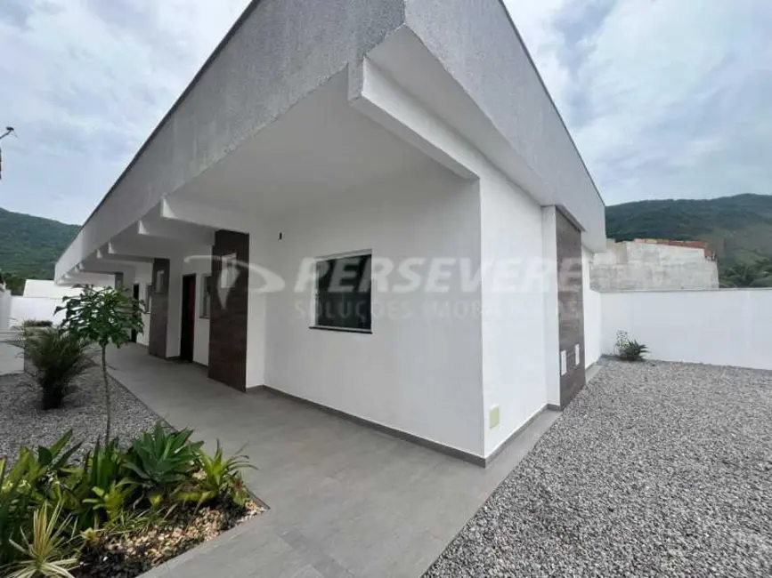 Foto 1 de Casa de Condomínio com 2 quartos à venda, 55m2 em Marica - RJ