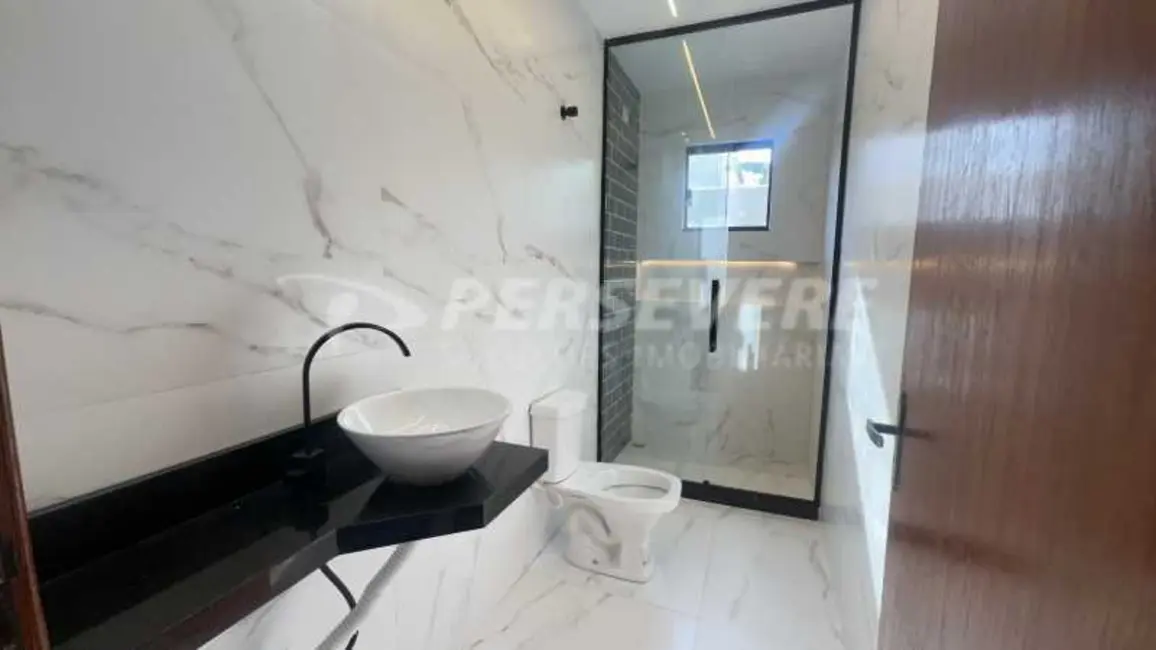 Foto 9 de Casa com 3 quartos à venda, 147m2 em Marica - RJ