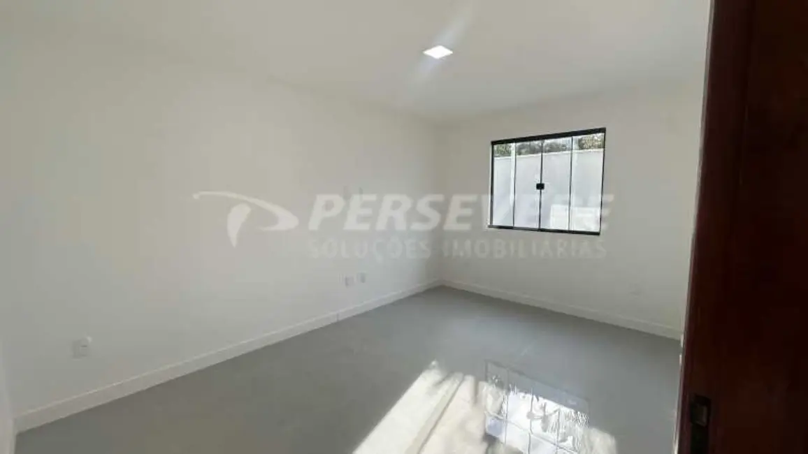 Foto 5 de Casa com 3 quartos à venda, 147m2 em Marica - RJ