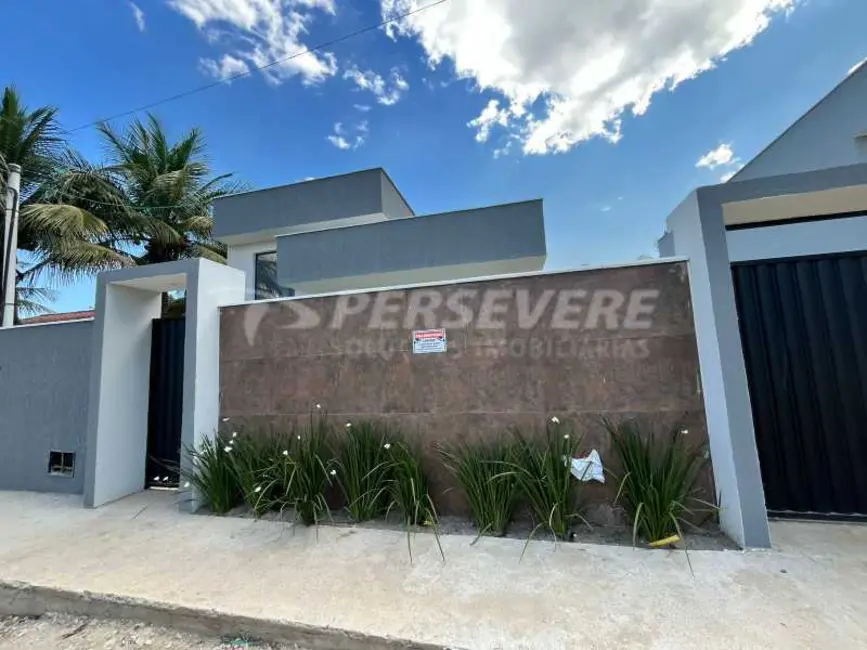 Foto 4 de Casa com 2 quartos à venda, 61m2 em Marica - RJ