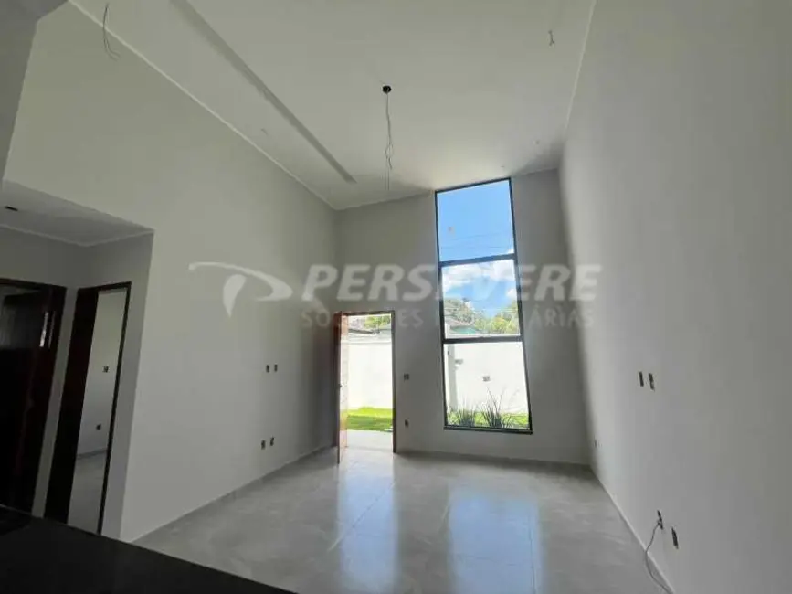 Foto 6 de Casa com 2 quartos à venda, 61m2 em Marica - RJ